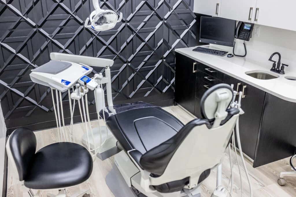 Smile4Me dental office background